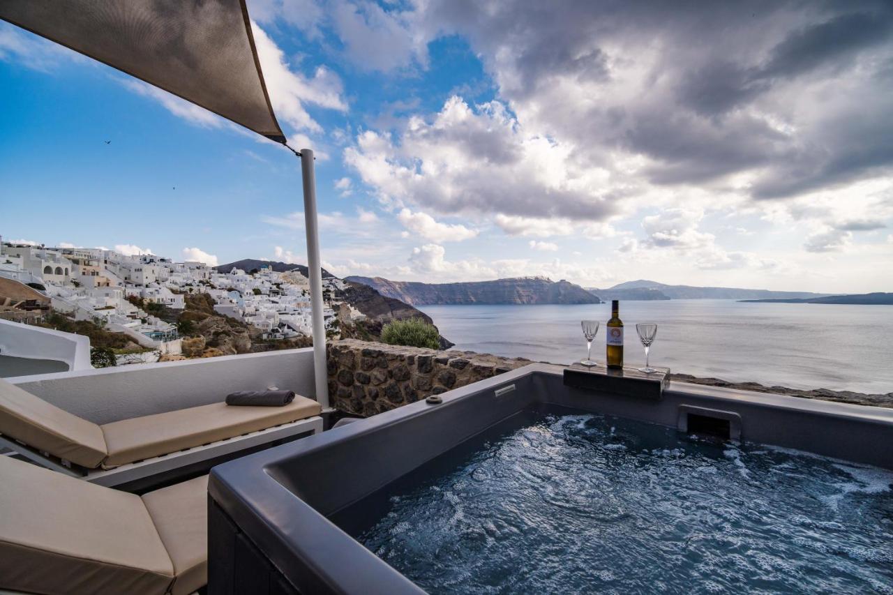 Solstice Luxury Suites Oia  Exterior foto